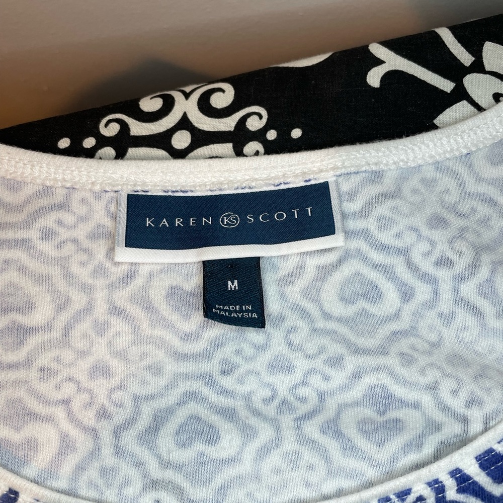 Heart pattern blue and white long sleeve T-shirt - Picture 6 of 6